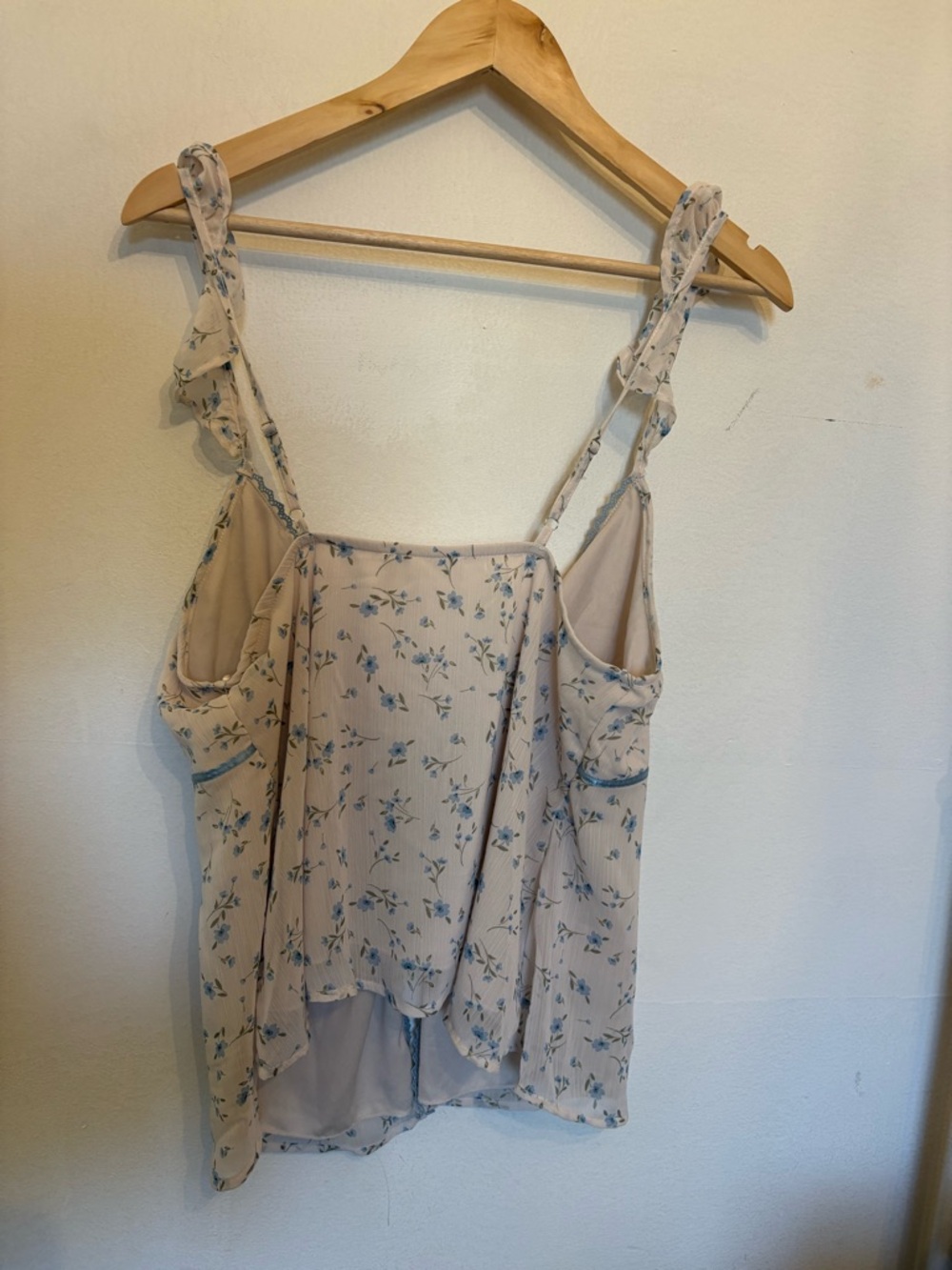KIRIOUS Beige Floral Lace-Trim Cami with Blue Accents - Picture 7 of 9
